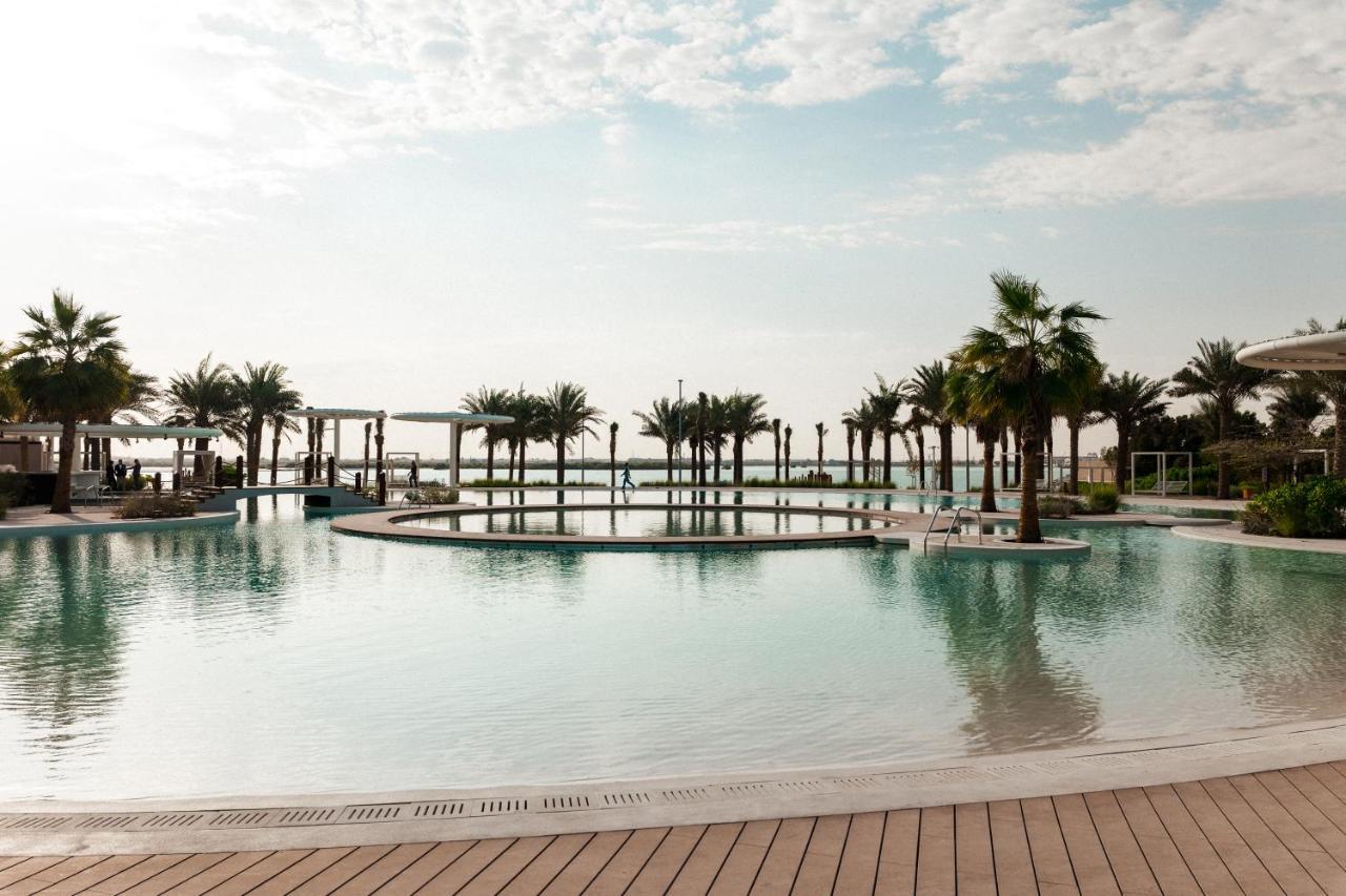 Erth Abu Dhabi Hotel Eksteriør bilde