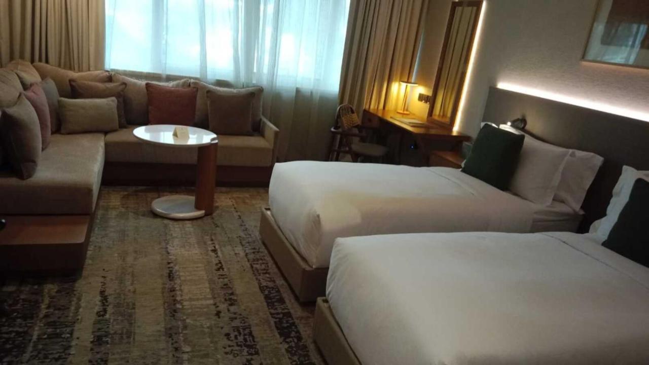Erth Abu Dhabi Hotel Eksteriør bilde